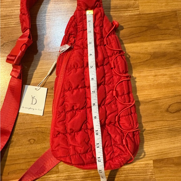 Quilted Sling Bag Red Puffer Do Everything In Love Crossbody Bag Shoulder Bag - Picture 7 of 8